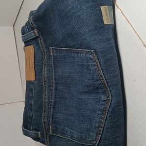 L.L. Bean Womans 1912 Jeans Pants 16 Petite  Favorite Fit  Straight Leg
